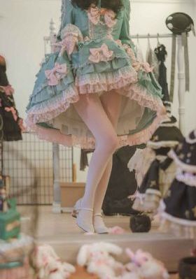 夫人的后花园需要园丁翻译