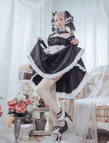 黄色