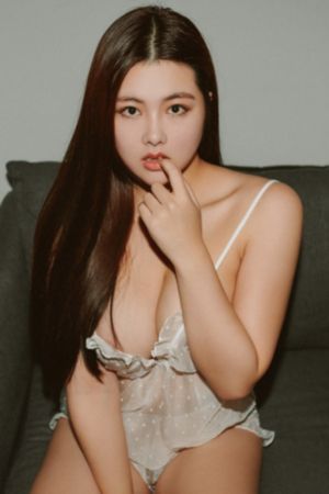 隔壁的放荡邻居在线看